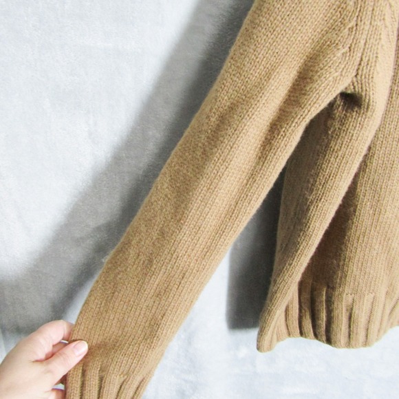 Tuckernuck Sweater Womens Medium V Neck Camel Collar Popover Oversized Tan - Picture 4 of 11